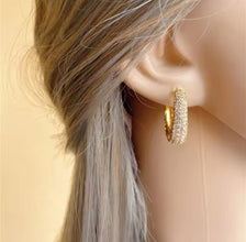 Elegant stainless steel Gold Hoop Earrings Adorned with zirconia