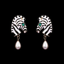 Zebra Elegance: Stainless Steel Pearl Drop Earrings