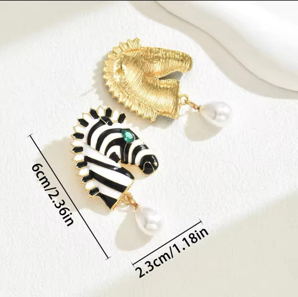 Zebra Elegance: Stainless Steel Pearl Drop Earrings