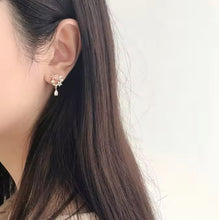 Elegant Floral-Inspired Drop Earrings