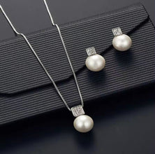 Timeless Elegance: Pearl and Diamond Stainless Steel Jewelry Set