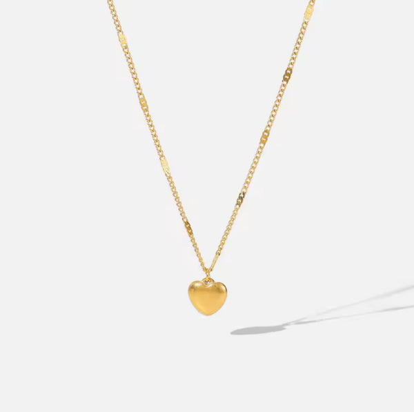 Elegant Gold Heart Necklace