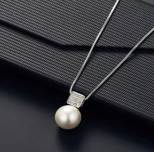 Timeless Elegance: Pearl and Diamond Stainless Steel Jewelry Set