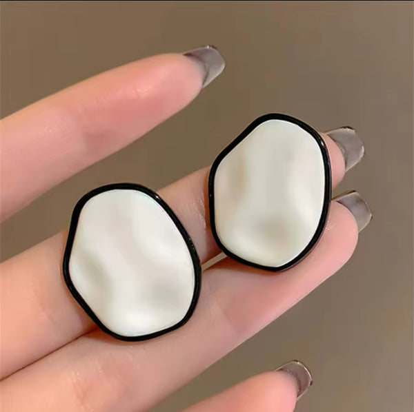 Modern White Irregular Oval Earrings with Black Outline