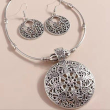 Intricate Silver Jewelry Set