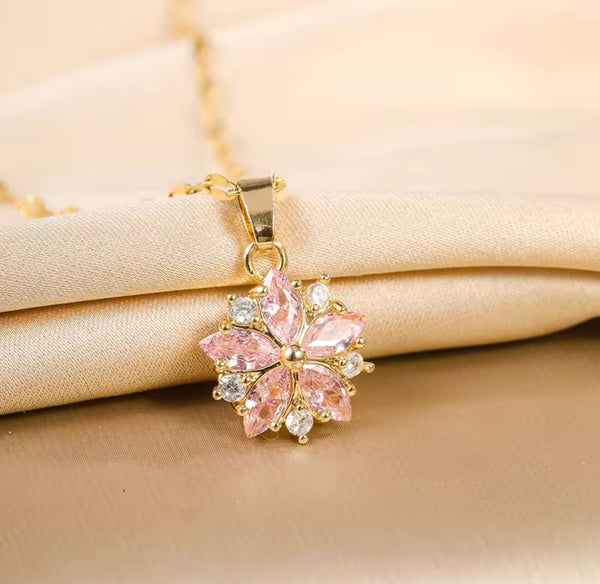 Elegant Floral Pendant Necklace