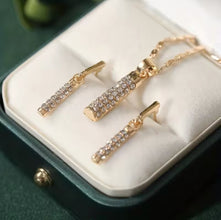 Modern Glamour: Gold and Crystal Bar Stainless Steel Jewelry Set